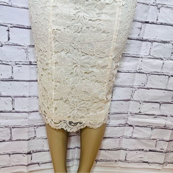 ALEXIA ADMOR IVORY LACE  DELORA DRESS Size 2 - Picture 5 of 15